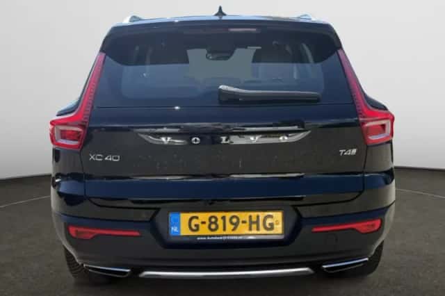 Volvo XC40 (2019) thumbnail 4