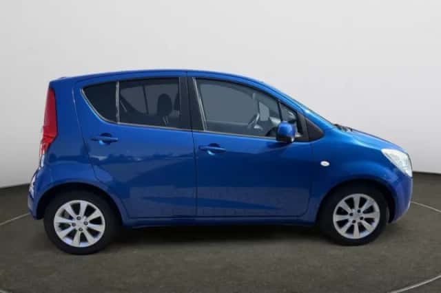 Opel Agila (2011) thumbnail 6