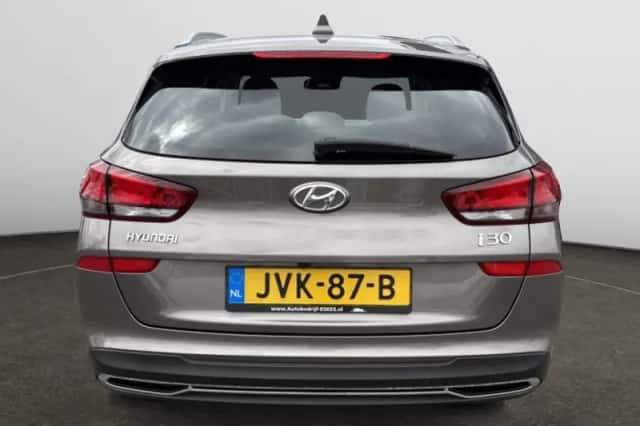 Hyundai i30 (2024) thumbnail 4