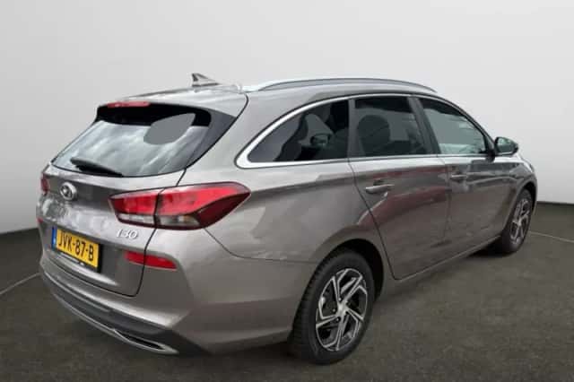 Hyundai i30 (2024) thumbnail 5