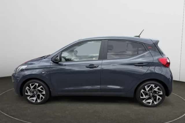 Hyundai i10 (2022) thumbnail 2