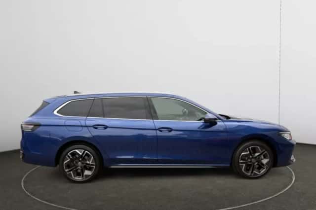 Volkswagen Passat (2025) thumbnail 6
