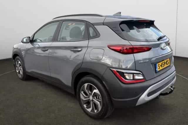 Hyundai Kona (2023) thumbnail 3