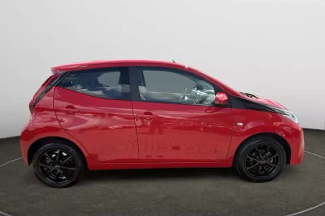 Toyota Aygo (2021) thumbnail 6