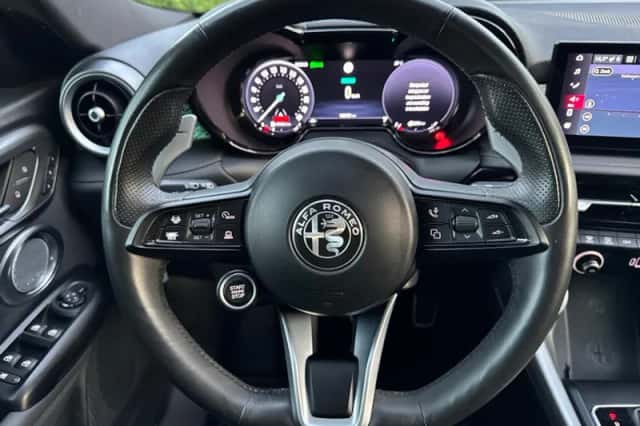 Alfa Romeo Tonale (2023) thumbnail 10