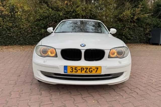 BMW 1-Serie (2011) thumbnail 2