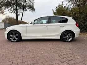 BMW 1-Serie (2011) thumbnail 3