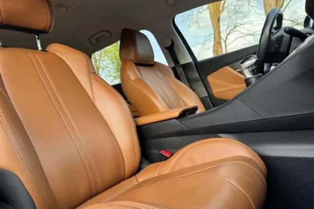 Peugeot 5008 (2019) thumbnail 19