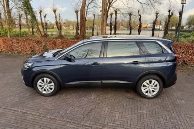 Peugeot 5008 (2019) thumbnail 3