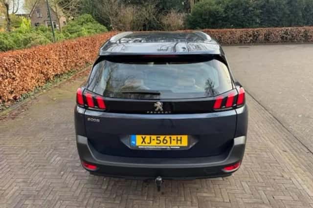 Peugeot 5008 (2019) thumbnail 23