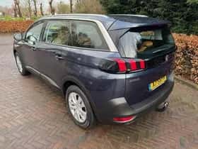 Peugeot 5008 (2019) thumbnail 4