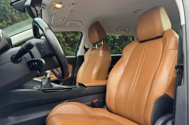 Peugeot 5008 (2019) thumbnail 6