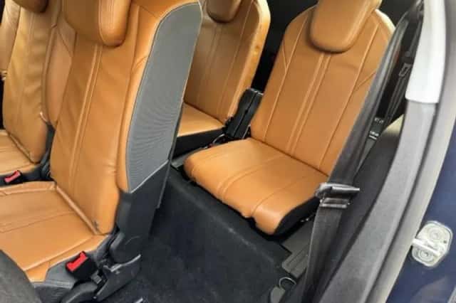 Peugeot 5008 (2019) thumbnail 8