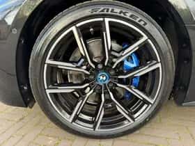 BMW i4 thumbnail 29