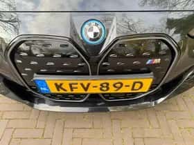 BMW i4 thumbnail 32