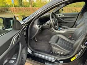 BMW i4 thumbnail 6