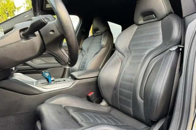 BMW i4 (2022) thumbnail 7
