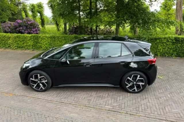 Volkswagen ID.3 (2024) thumbnail 3