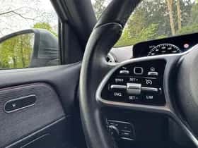 Mercedes-Benz EQB (2023) thumbnail 13