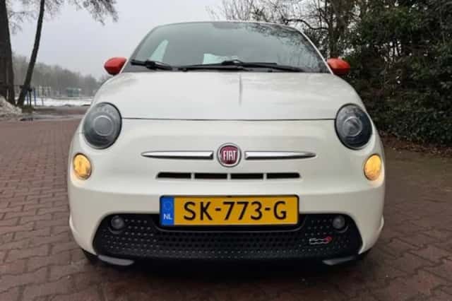 Fiat 500e (2014) thumbnail 2