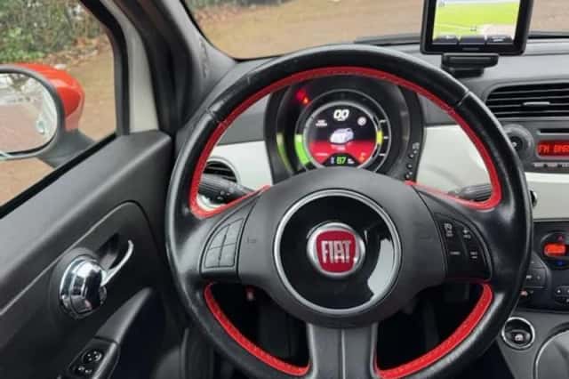 Fiat 500e (2014) thumbnail 11