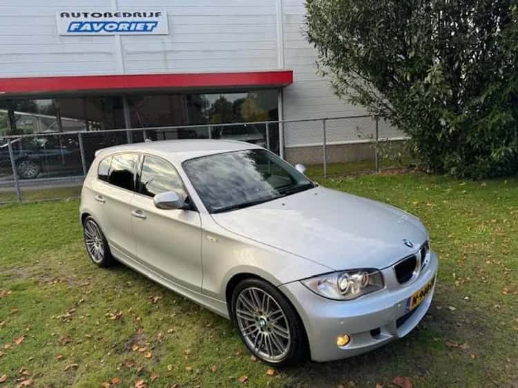 BMW 1-Serie (2011) — foto 1