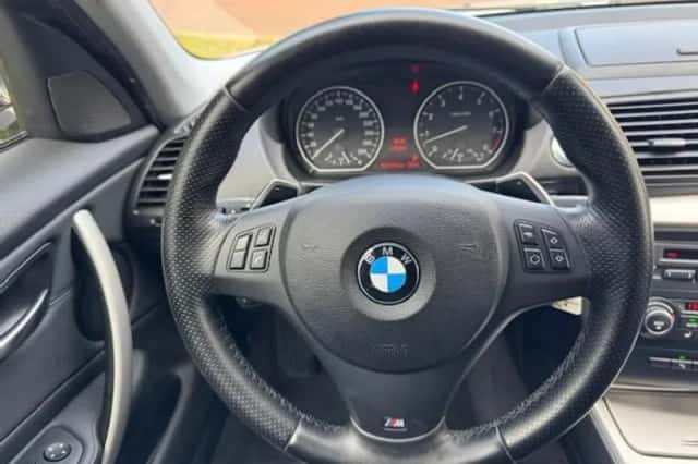 BMW 1-Serie (2011) thumbnail 13