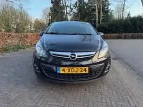 Opel Corsa (2014) thumbnail 2