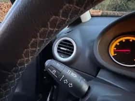 Opel Corsa (2014) thumbnail 13
