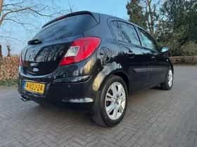 Opel Corsa (2014) thumbnail 21