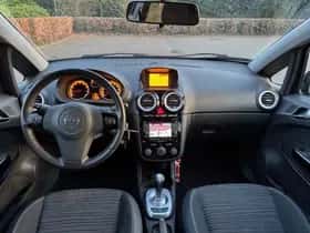 Opel Corsa (2014) thumbnail 8