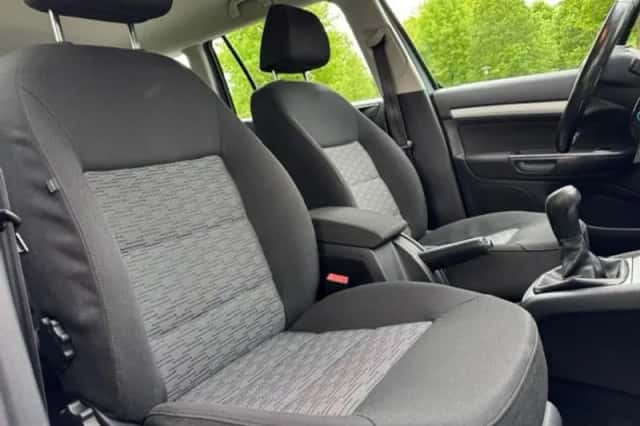 Škoda Octavia (2011) thumbnail 17