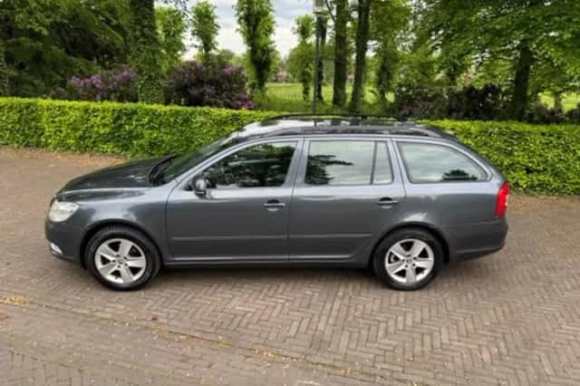 Škoda Octavia (2011) thumbnail 3