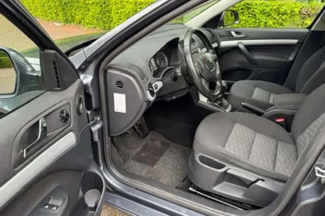 Škoda Octavia (2011) thumbnail 5