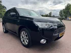 Mitsubishi Outlander (2014)