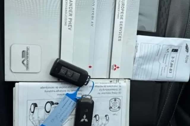 Mitsubishi Outlander (2014) thumbnail 18
