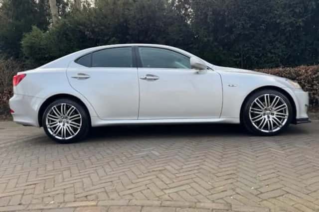 Lexus IS (2005) thumbnail 22