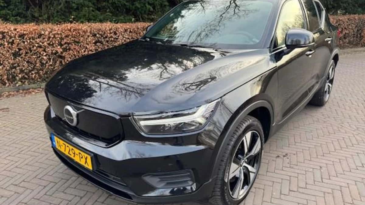 Volvo XC40 (2021) — foto 1