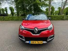 Renault Captur (2015) thumbnail 2