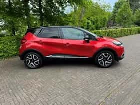 Renault Captur (2015) thumbnail 23