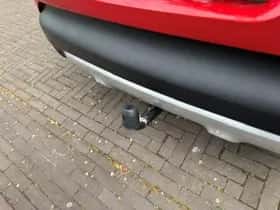 Renault Captur (2015) thumbnail 25