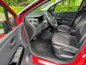 Renault Captur (2015) thumbnail 5