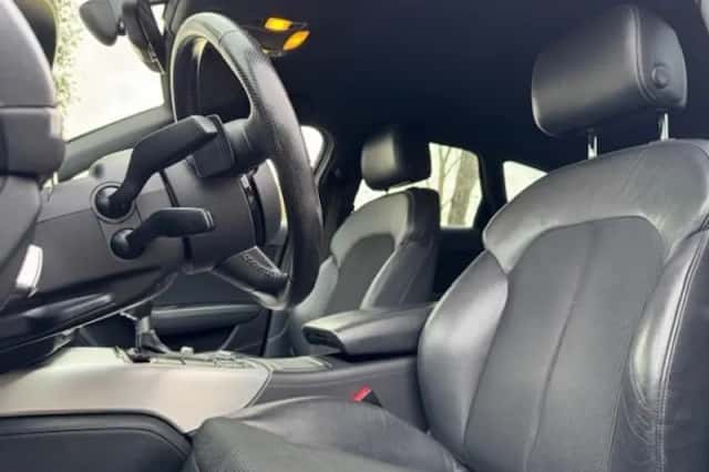 Audi A6 (2012) thumbnail 6