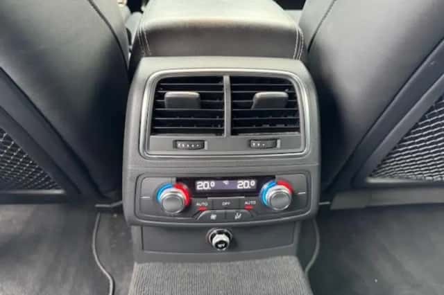 Audi A6 (2012) thumbnail 9