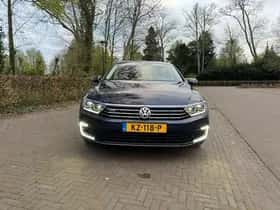 Volkswagen Passat thumbnail 2
