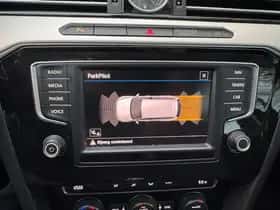 Volkswagen Passat thumbnail 12
