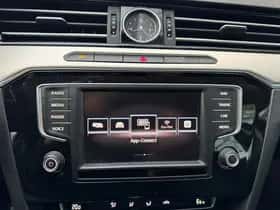 Volkswagen Passat thumbnail 13