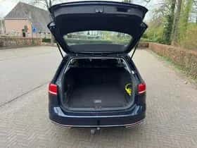 Volkswagen Passat thumbnail 19
