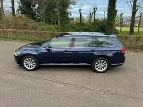 Volkswagen Passat thumbnail 3