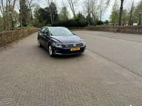 Volkswagen Passat thumbnail 23
